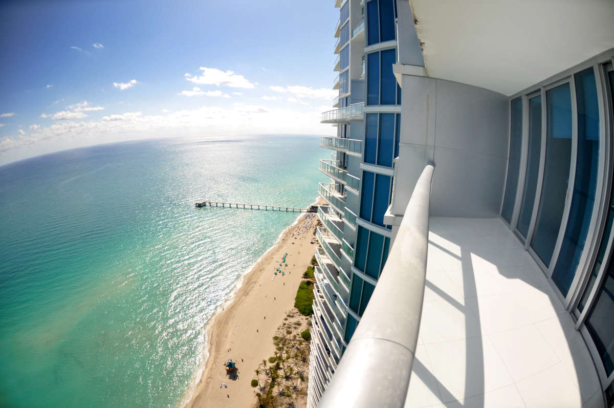 jade-ocean-sunny-isles-beach