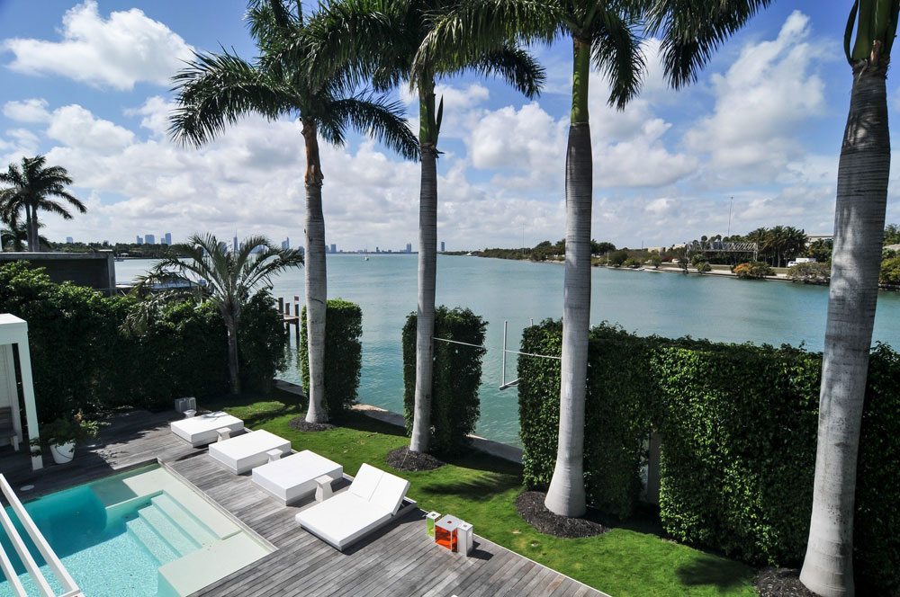 shakiras-miami-beach-home-reduced