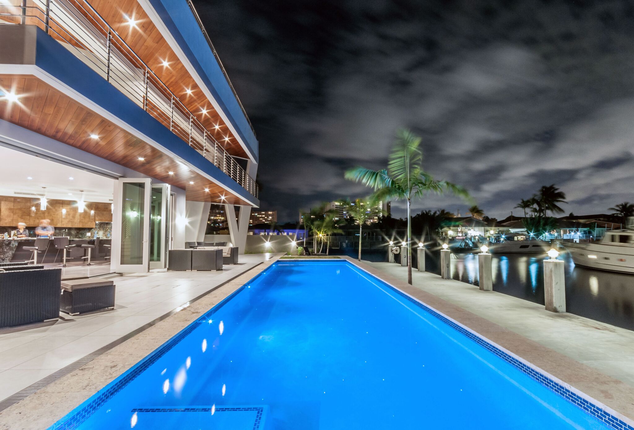 contemporary-boaters-paradise-fort-lauderdale-beach